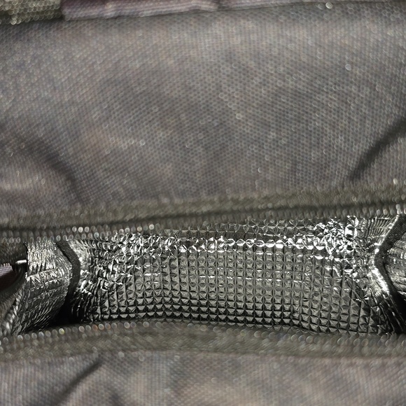 Lady in Orange Turban Lunch Bag - Picture 4 of 6